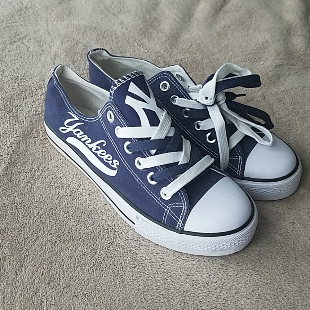 Yankees shoes